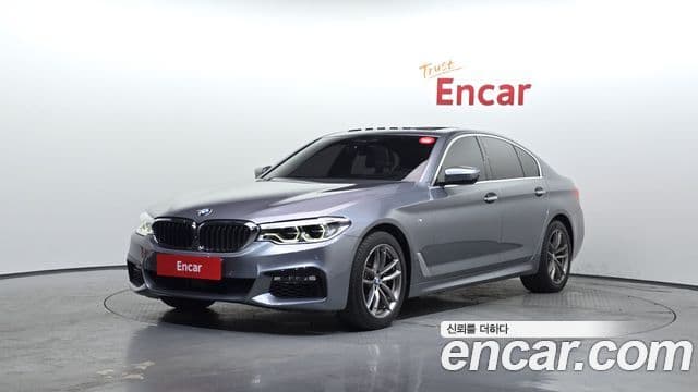 BMW 5 Series 2018 — Şəkil 1/20