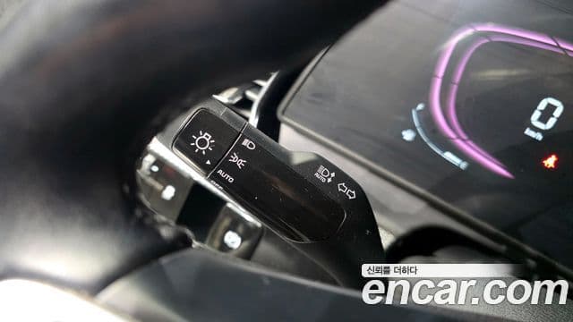 Kia Sportage 2021 — ფოტო 18/20