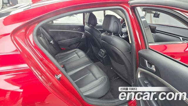Genesis G70 2022 — фото 12 из 20