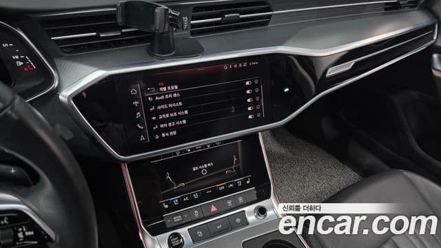 Audi A6 2023 — фото 14 из 20