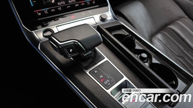 Audi A7 2021 — ფოტო 9/20