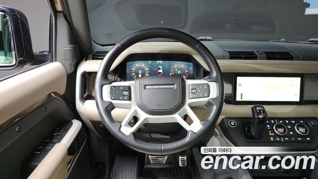 Land Rover Defender 2022 — ფოტო 13/20