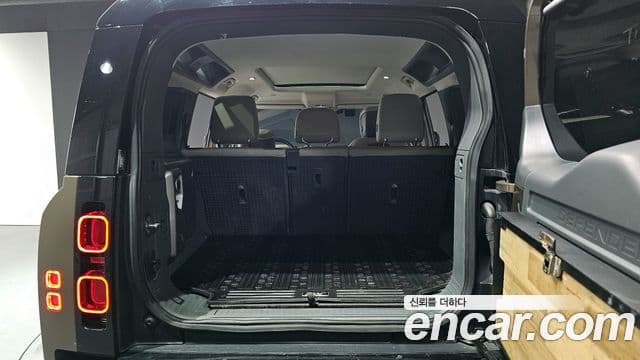 Land Rover Defender 2022 — ფოტო 20/20