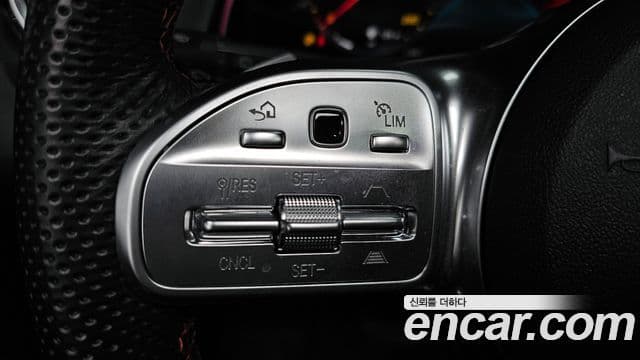 Mercedes-Benz GLB-Class 2022 — ფოტო 19/20