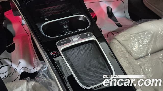 Mercedes-Benz A-Class 2024 — Photo 5/20