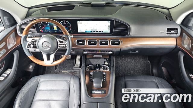 Mercedes-Benz GLS-Class 2021 — ფოტო 7/20