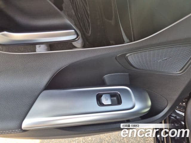 Mercedes-Benz C-Class 2022 — Photo 17/19