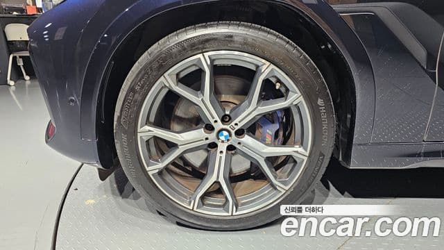 BMW X6 2020 — Photo 13/20