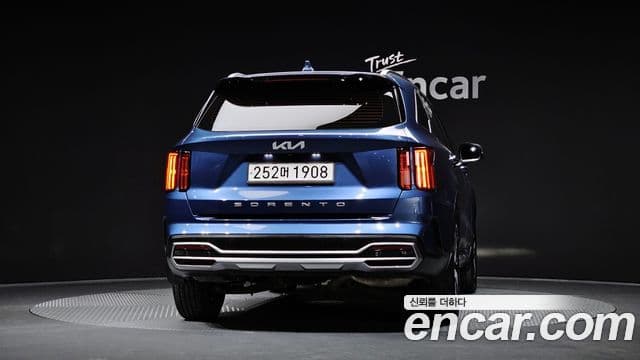 Kia Sorento 2022 — ფოტო 4/20
