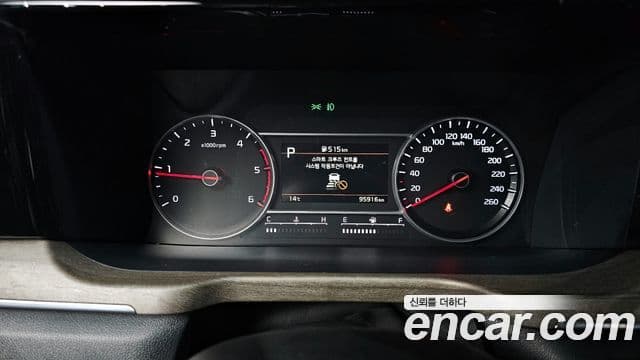 Kia Sorento 2022 — ფოტო 8/20