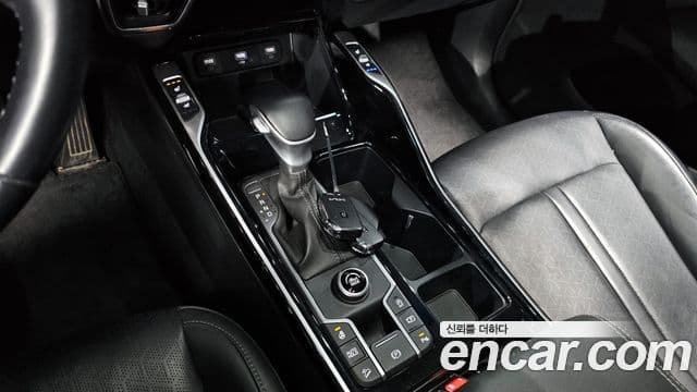 Kia Sorento 2022 — ფოტო 9/20