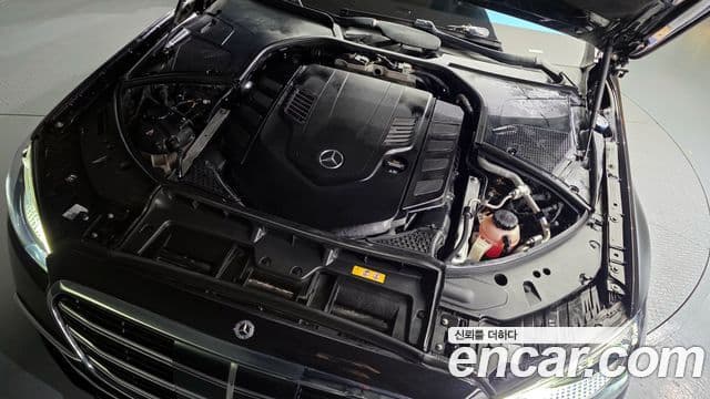 Mercedes-Benz S-Class 2022 — ფოტო 6/20