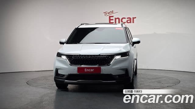 Kia Carnival 2023 — Фото 3/20