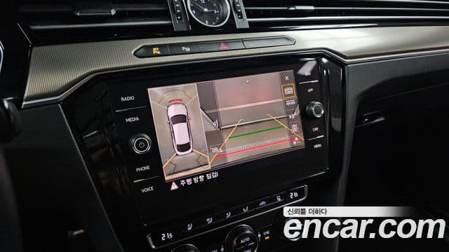 Volkswagen Arteon 2020 — ფოტო 15/20