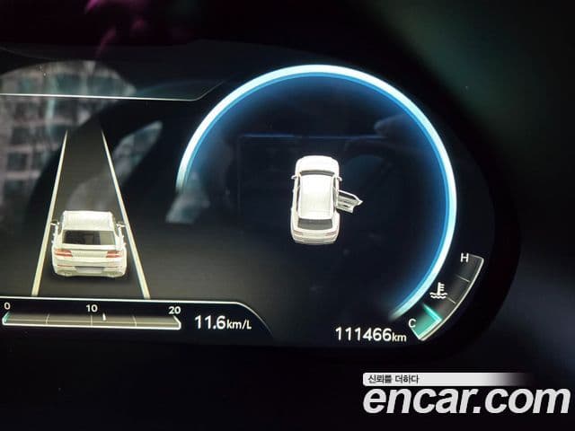 Genesis GV80 2022 — ფოტო 14/20