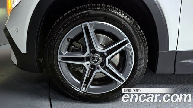 Mercedes-Benz GLB-Class 2020 — ფოტო 5/20