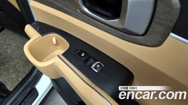Kia Sorento 2020 — ფოტო 19/20