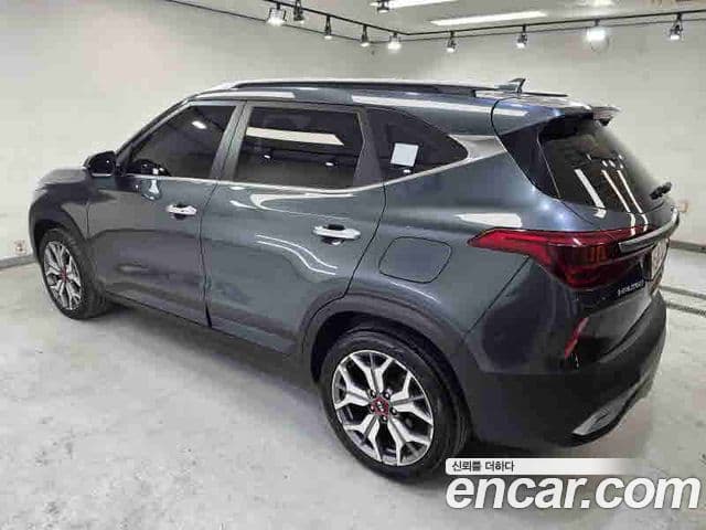 Kia Seltos 2020 — Фото 9/19