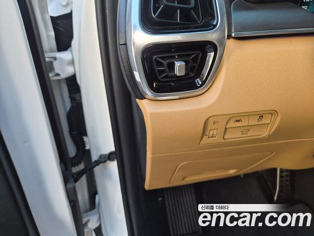 Kia Sorento 2022 — Şəkil 13/20