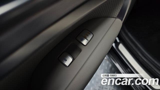 Genesis G70 2020 — Şəkil 19/20