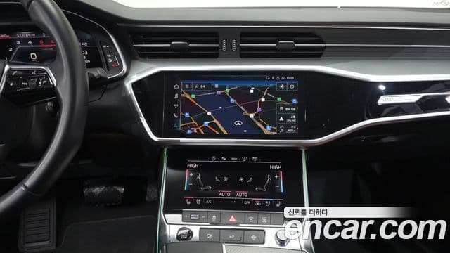 Audi A6 2022 — ფოტო 14/20