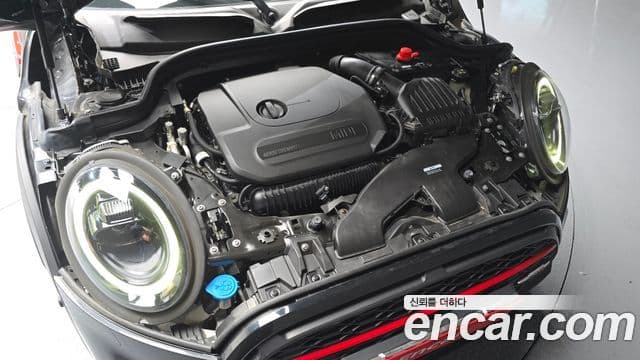 Mini Cooper S Convertible 2023 — ფოტო 6/20