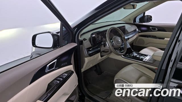 Kia Carnival 2021 — Şəkil 10/20