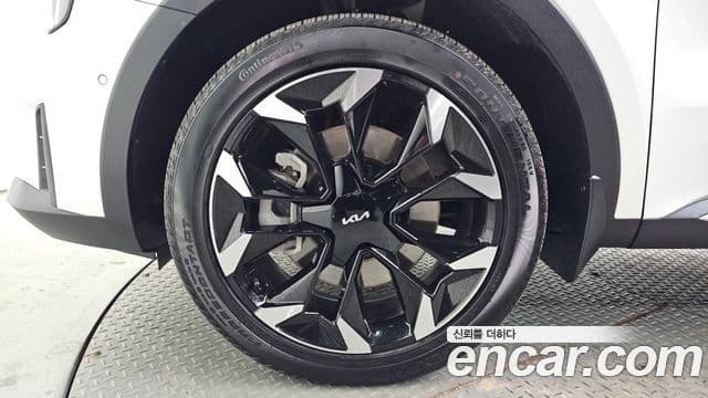 Kia Sorento 2024 — ფოტო 5/20