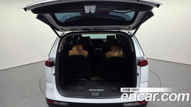 Kia Carnival 2020 — фото 20 из 20