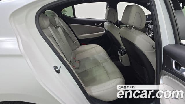 Genesis G70 2021 — Şəkil 12/20