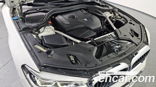 BMW 5 Series 2018 — ფოტო 6/20