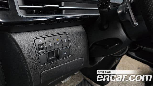 Hyundai Staria 2021 — фото 15 из 20