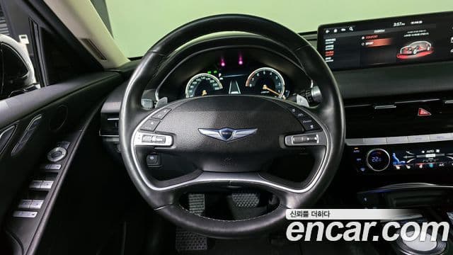 Genesis Electrified G80 2021 — Şəkil 13/20