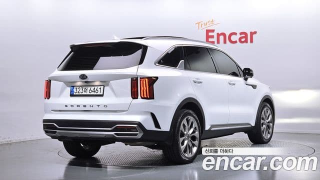 Kia Sorento 2021 — ფოტო 2/20