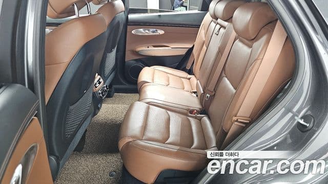 Genesis GV70 2021 — ფოტო 12/20
