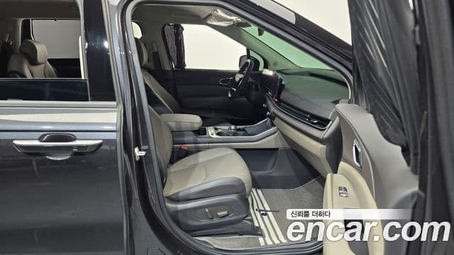 Kia Carnival 2024 — Şəkil 11/20