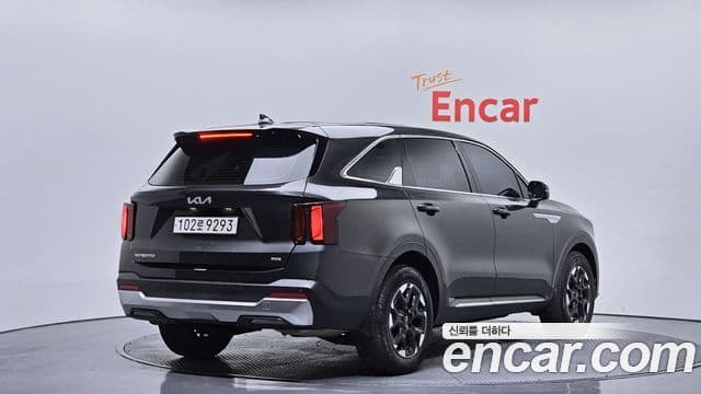 Kia Sorento 2023 — фото 2 из 20