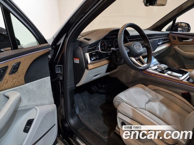 Audi Q7 2024 — фото 14 из 20