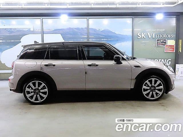 Mini Cooper S Clubman 2022 — ფოტო 14/20