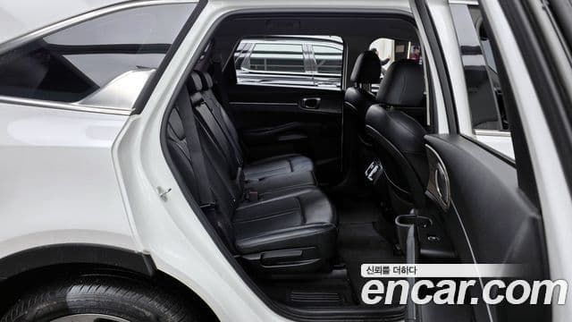 Kia Sorento 2020 — ფოტო 19/20