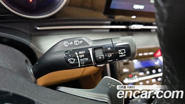 Kia Carnival 2022 — фото 18 из 20
