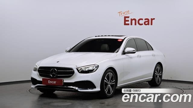 Mercedes-Benz E-Class 2020 — ფოტო 1/20