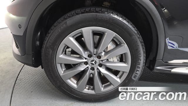 Mercedes-Benz GLC-Class 2018 — Şəkil 5/20