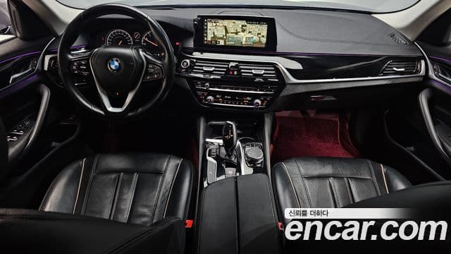 BMW 5 Series 2018 — Photo 10/20