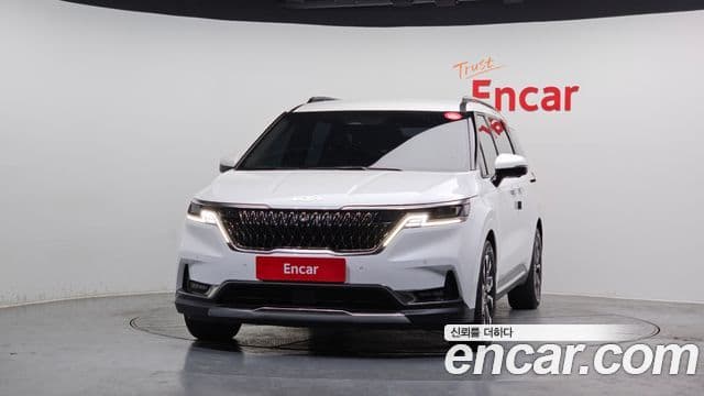 Kia Carnival 2022 — фото 3 из 20
