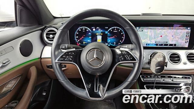 Mercedes-Benz E-Class 2020 — фото 13 из 20