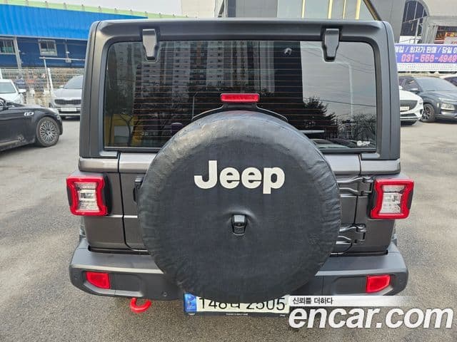 Jeep Wrangler 2021 — Şəkil 2/20