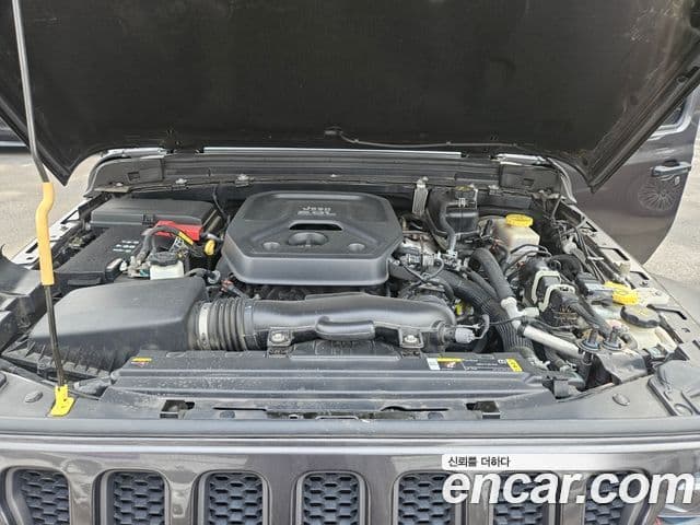 Jeep Wrangler 2021 — Şəkil 17/20
