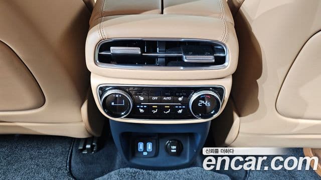 Genesis GV80 2023 — фото 19 из 20