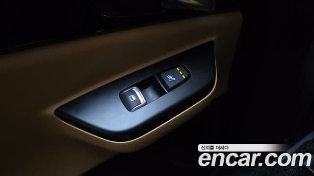Kia Carnival 2022 — Şəkil 19/20